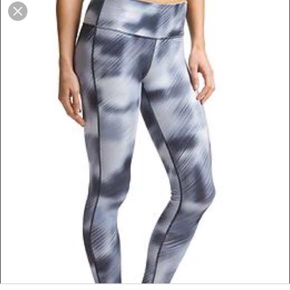 Athleta Pants - NWOT Athleta High Rise Alpine Chaturanga Tight! ❤️